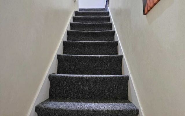 Spacious,luxury, Near City Center, Free Parking