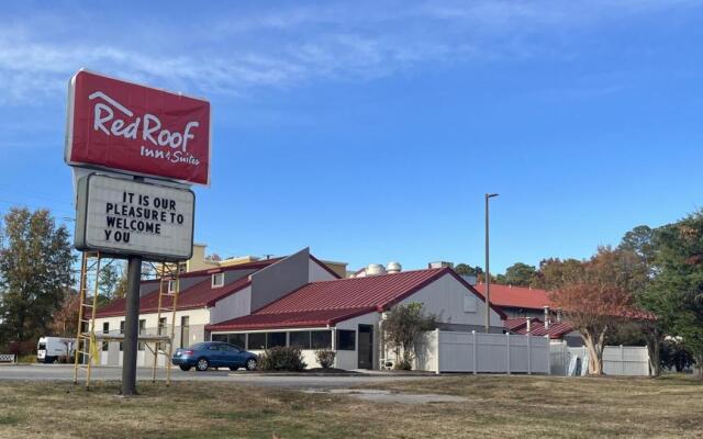 Red Roof Inn & Suites Newport News