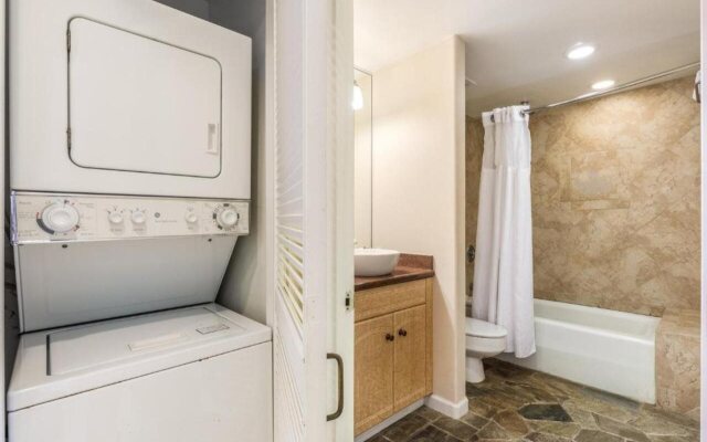 Royal Sea Cliff Kona by OUTRIGGER