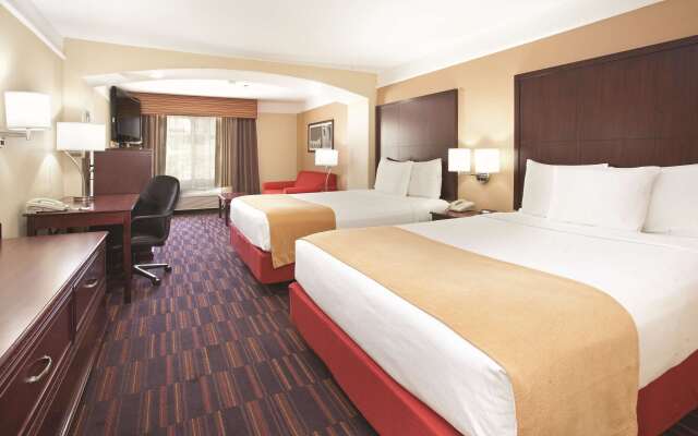 La Quinta Inn & Suites by Wyndham Albuquerque Midtown