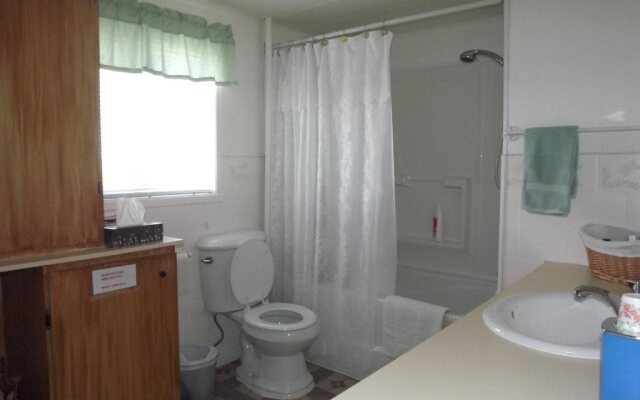 Gîte des P'tites Madames Bed and Breakfast