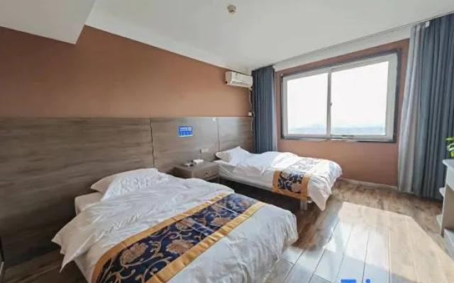 Yuxuan Hotel (North Bus Passenger Transport Station)