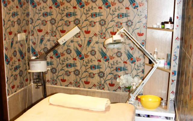 Ark Suite Hotel