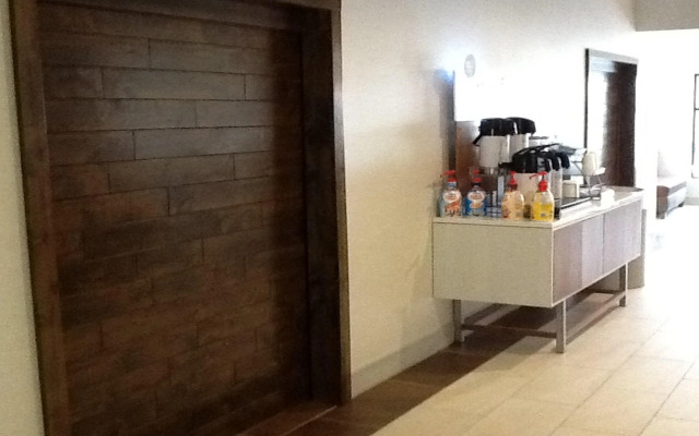 Comfort Inn & Suites Tyler - Lindale