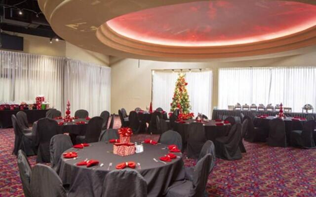 MCM Elegante Hotel and Conference Center Odessa