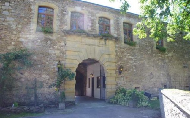Chateau De Latour