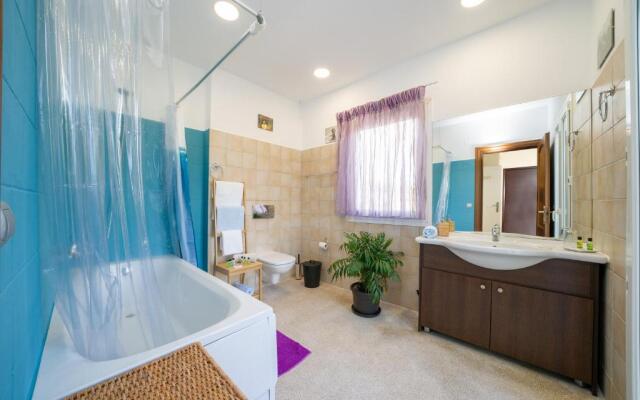 Cinema Themed House in Argostoli