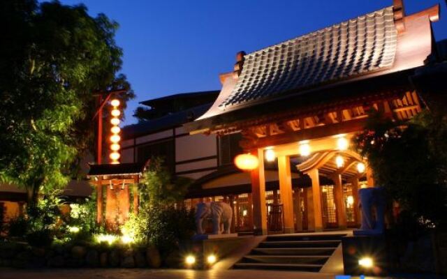 Yuwenquan Hot Spring Resort