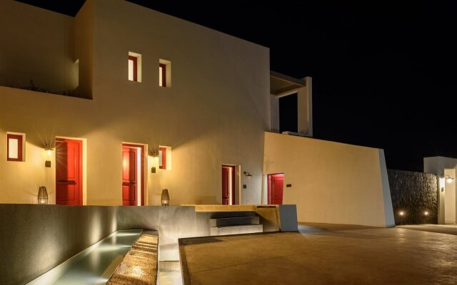 Potnia Theron Suites