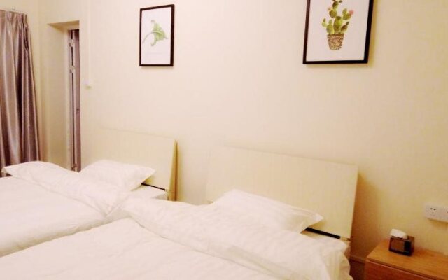 Hutong Inn