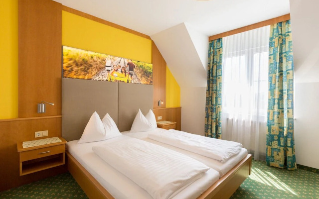 Thermenhotel Kurz