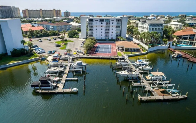 Dolphin Point 604c 2 Bedroom Condo