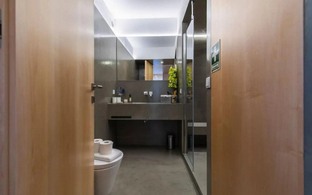 Lovelystay - Sunshine Residence in the Heart of Graça