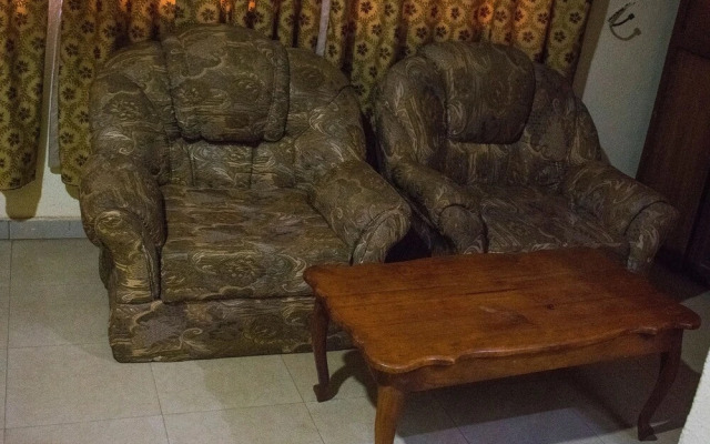 Moye Hotel Sagamu