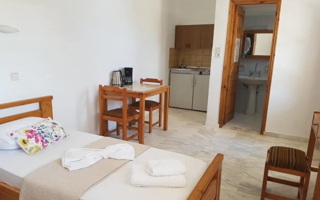Anthi Katerina Rooms