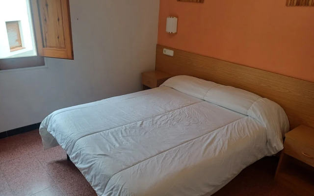Hostal Sol y Sombra