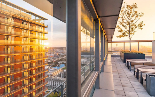 Triiiple Tower Dream Apartments with Rooftop-Summer-Pool by ichbucheAT