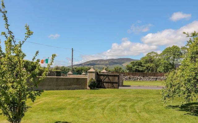 Willow Tree Farm House