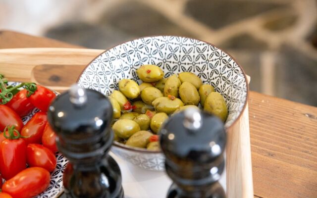 Dandy Villas Tower-Built in 17th century