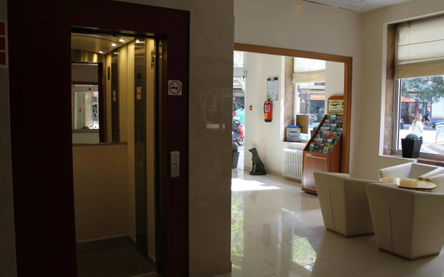 Hotel Amic Colón