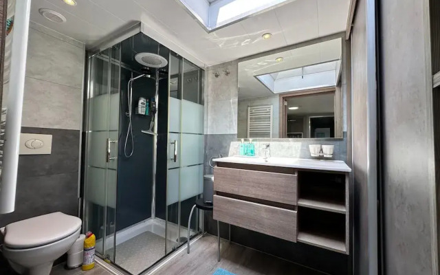 Charming Chalet With Garden