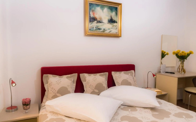 Hotel Academia