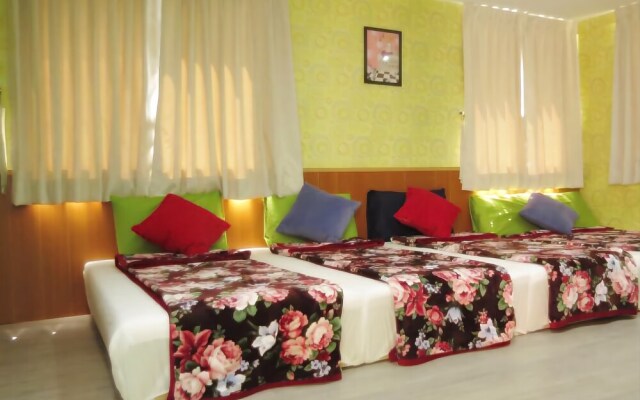 Liuhe Corner House 737