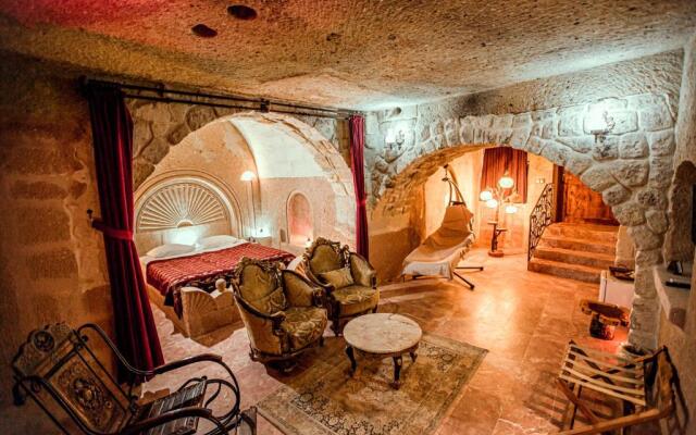 Oread Cave Suites