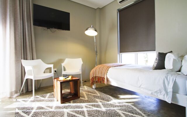 The Village Courtyard Suites