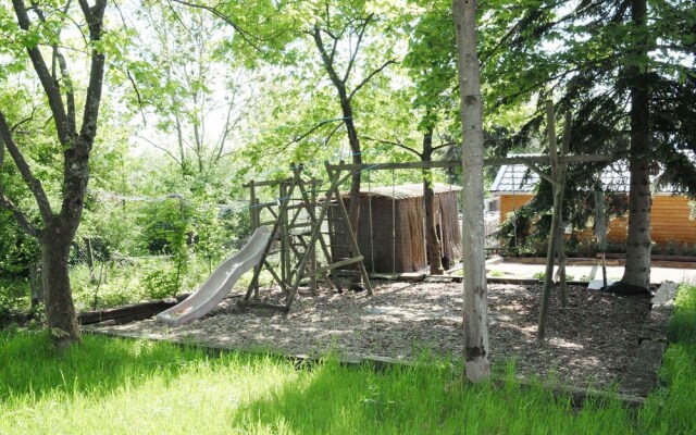 Holiday Home in Noiseux With Garden