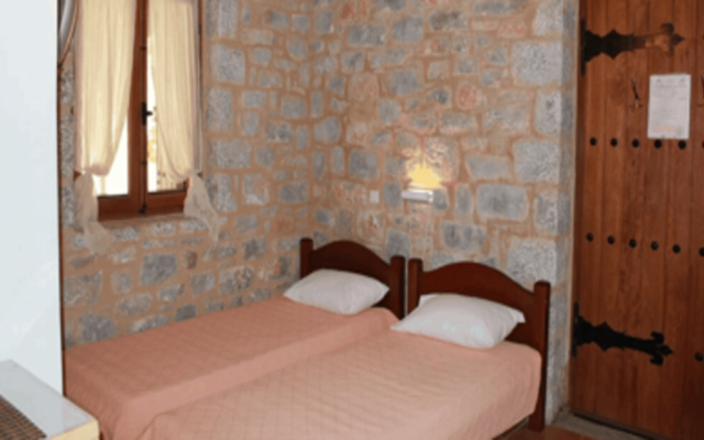 Lalloudes Mani Hotel