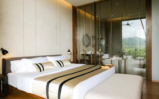 atta Lakeside Resort Suite