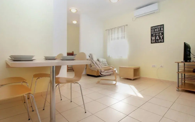 Apartment 1804