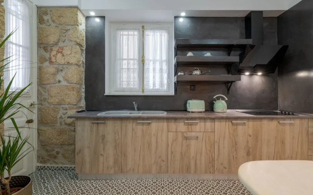 2 Mazi Suites