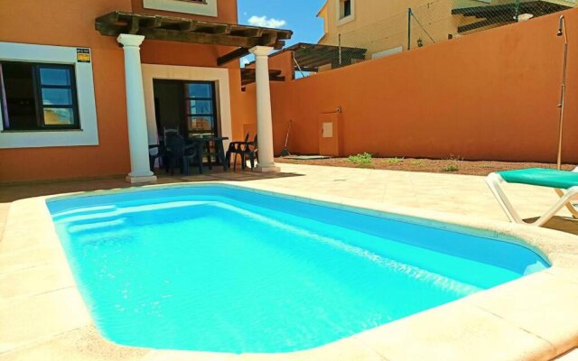 Casa Shakka Rocka: Lux Villa with Pool and View