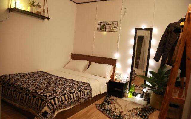 Aurora Homestay - Hostel