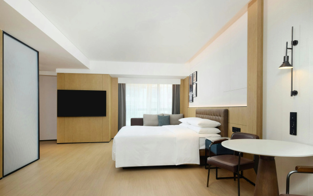 Four Points by Sheraton Chongqing – Guest Rooms – Chongqing
