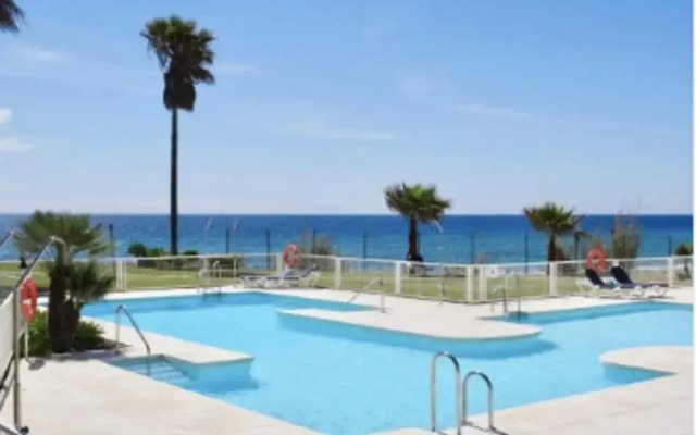 Premium Luxury-casares Del Mar-seaside Apartment