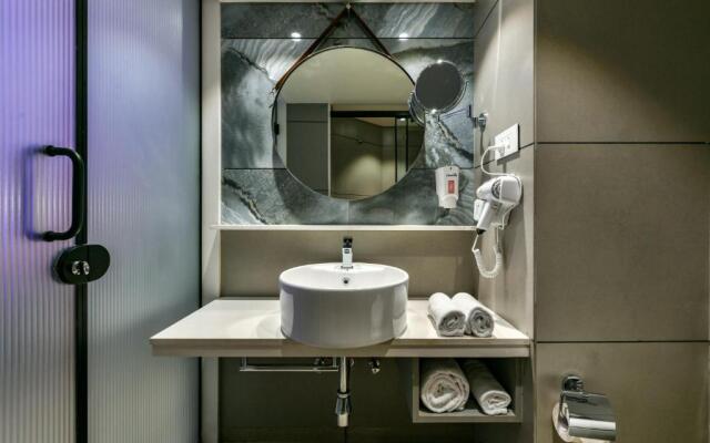 Indie Stays -BKC, Kalina