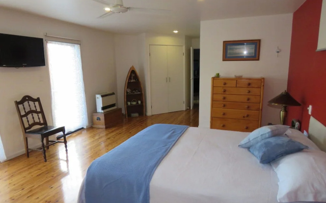 5 Little Penguin Cottage in Cowes – Guest Rooms – Cowes