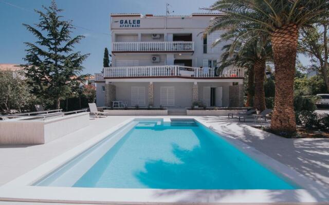Pool Apartments Galeb