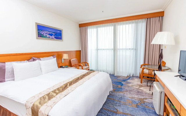 Yaling Hotel