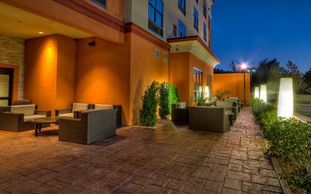 Holiday Inn Hotel & Suites Tupelo North, an IHG Hotel