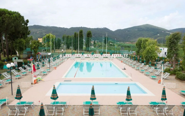 Apartment in Residenza Alberghiera Italia, Luni