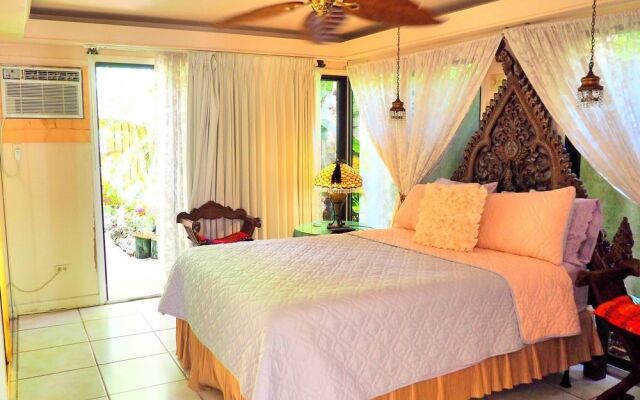 Casa Thorn Bed & Breakfast