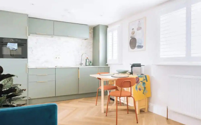 Sleek 1BD Flat 5 Mins From City Centre - Brighton