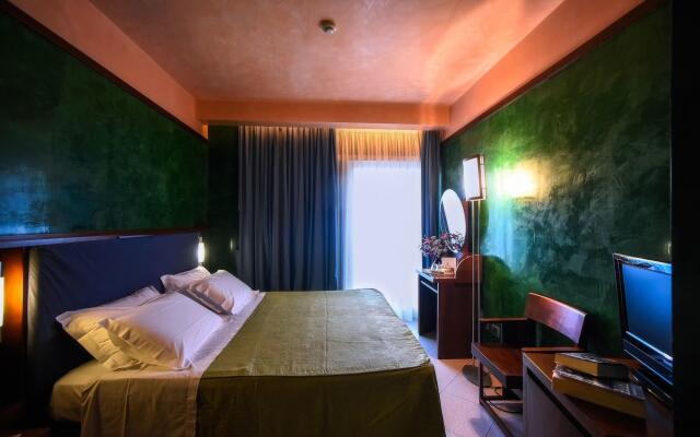 Hotel Graal