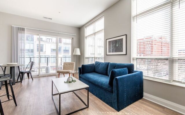 Mint House Columbus - Capitol Square