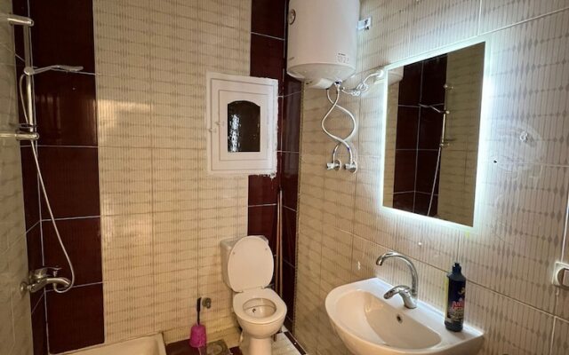 Spacious 2-Bedroom Apartment