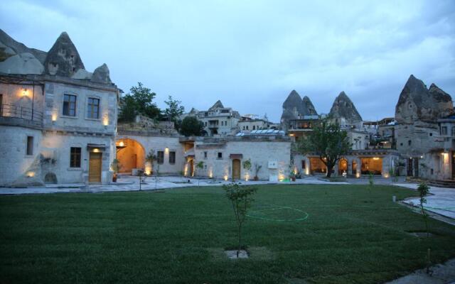 Lunar Cappadocia Hotel